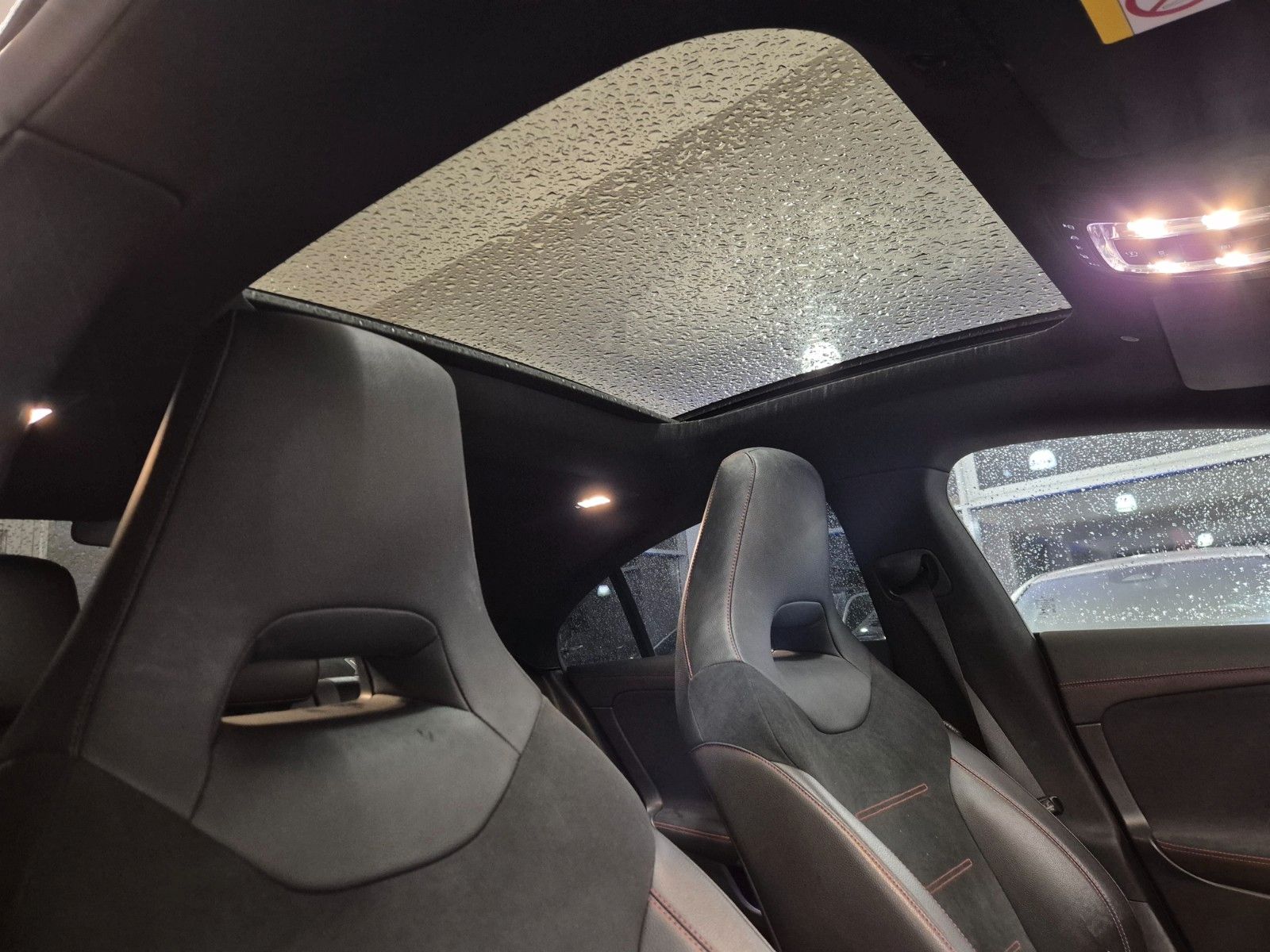 Mercedes-Benz CLA 180 CLA 180 AMG Line,Panorama,Key-Go,AHK