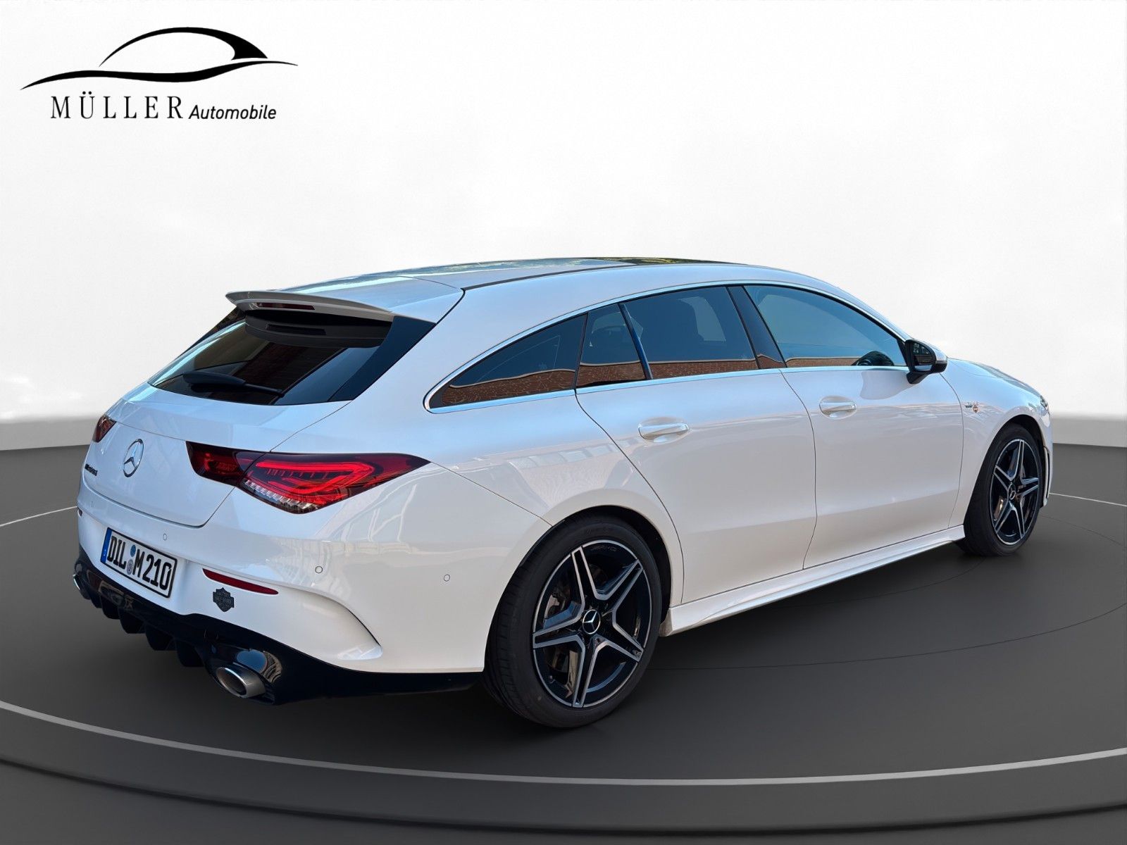 Mercedes-Benz CLA 35 AMG CLA 35 SB AMG 4M Pano Burmester