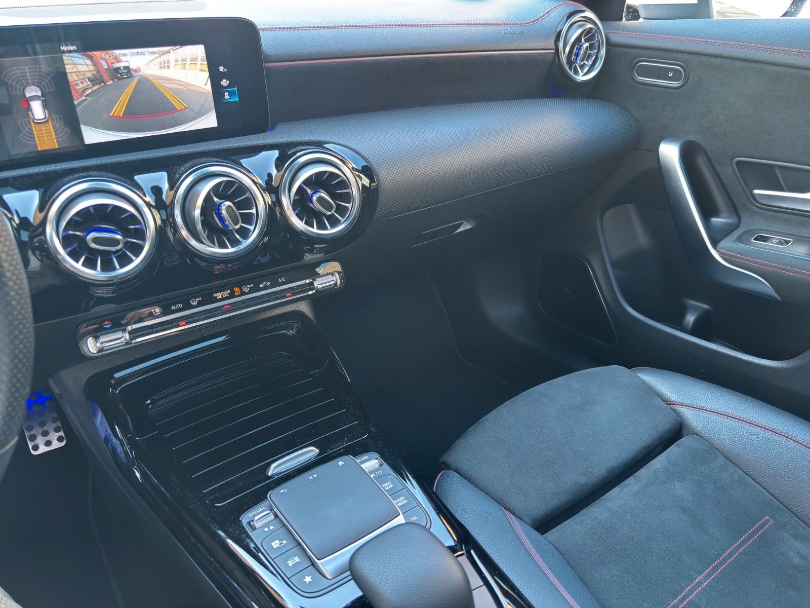 Mercedes-Benz CLA 35 AMG CLA 35 SB AMG 4M Pano Burmester