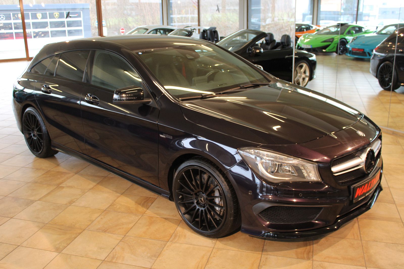 Mercedes-Benz CLA 45 AMG Shooting Brake CLA 45 AMG Shooting Brake *Sonderlack*