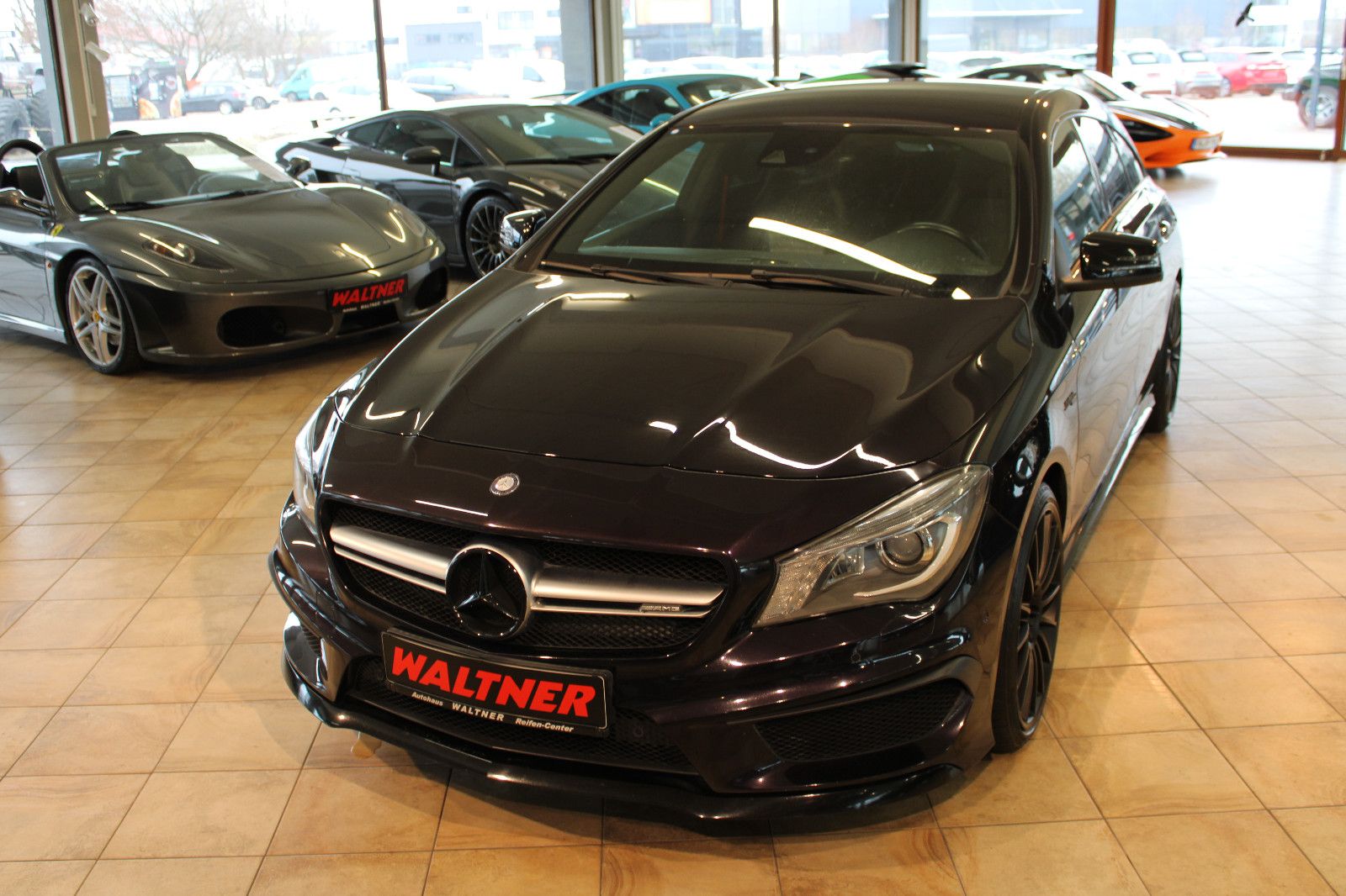 Mercedes-Benz CLA 45 AMG Shooting Brake CLA 45 AMG Shooting Brake *Sonderlack*