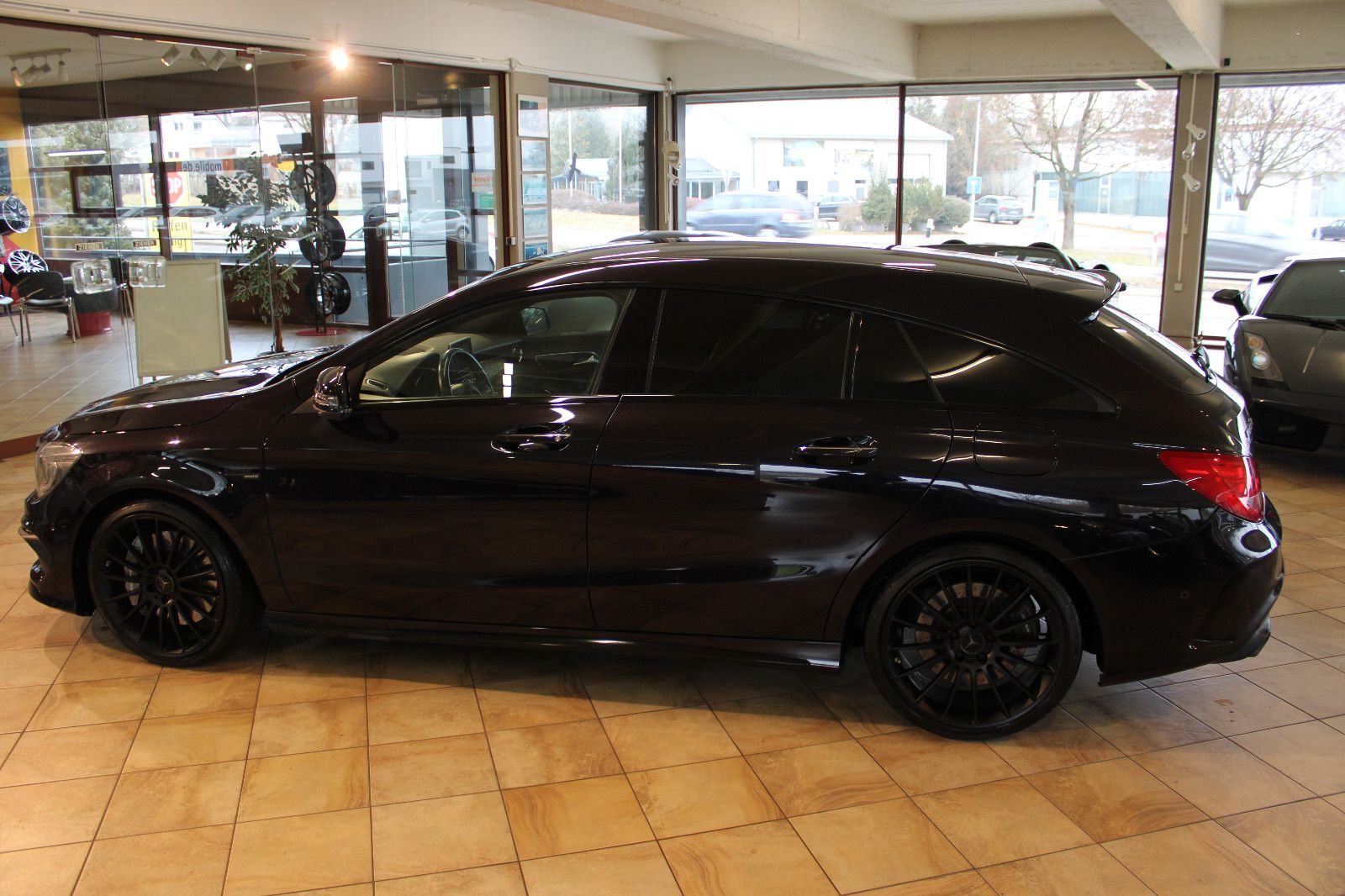 Mercedes-Benz CLA 45 AMG Shooting Brake CLA 45 AMG Shooting Brake *Sonderlack*