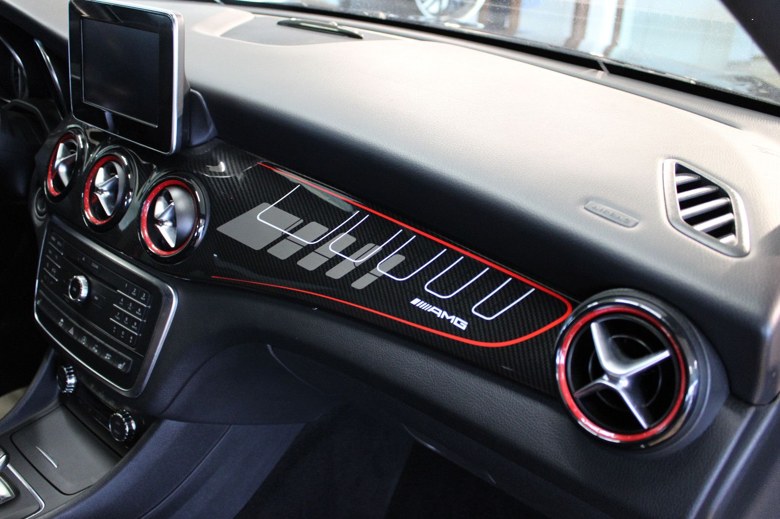 Mercedes-Benz CLA 45 AMG Shooting Brake CLA 45 AMG Shooting Brake *Sonderlack*