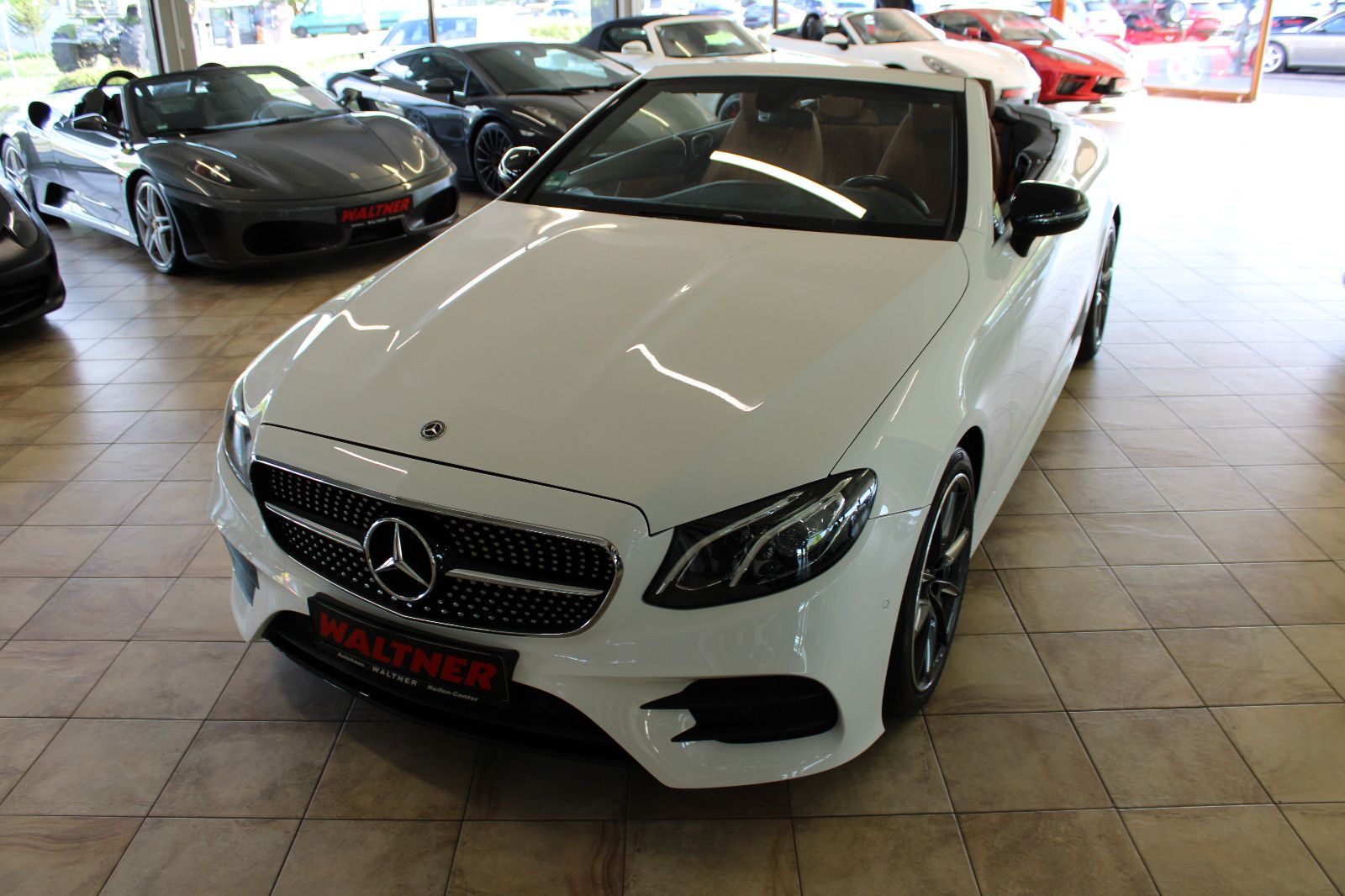Mercedes-Benz E 200 E 200 Cabrio *AMG-Line+19&quot;+Night-Paket*