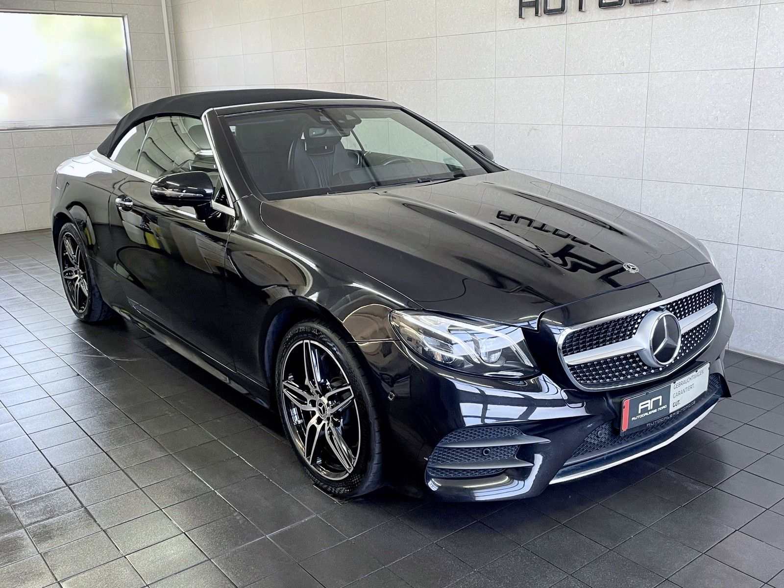 Mercedes-Benz E 220 E 220 d 4M AMG Line Distronic+Wide+Airscarf+360°