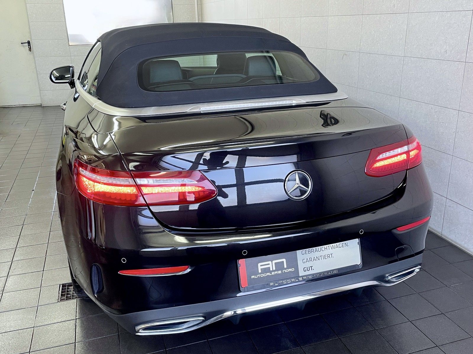 Mercedes-Benz E 220 E 220 d 4M AMG Line Distronic+Wide+Airscarf+360°
