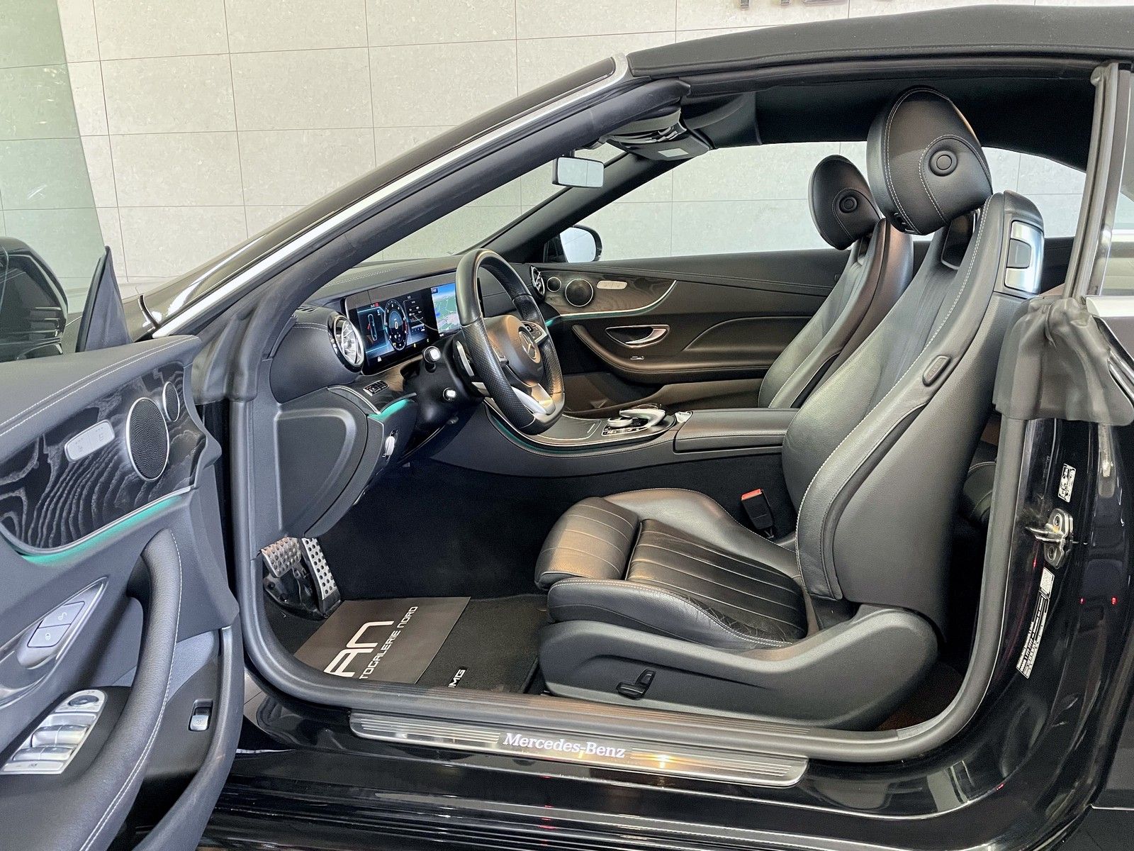 Mercedes-Benz E 220 E 220 d 4M AMG Line Distronic+Wide+Airscarf+360°