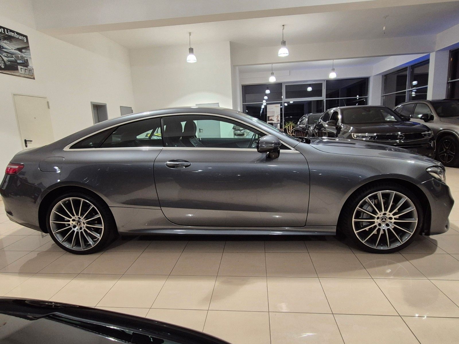 Mercedes-Benz E 220 E 220 d 4Matic Coupe,AMG Line,HUD,360 CAM,20Zoll