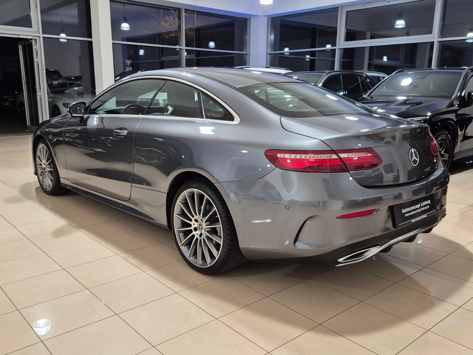 Mercedes-Benz E 220 E 220 d 4Matic Coupe,AMG Line,HUD,360 CAM,20Zoll