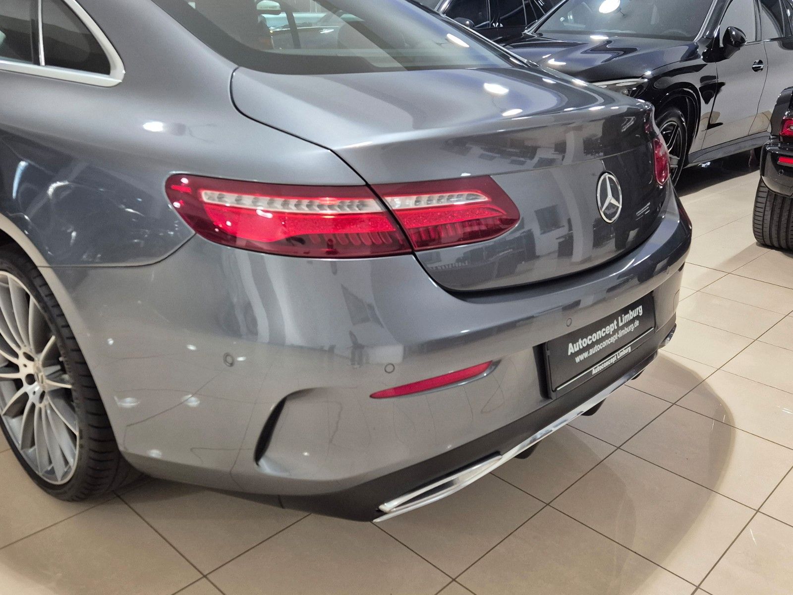Mercedes-Benz E 220 E 220 d 4Matic Coupe,AMG Line,HUD,360 CAM,20Zoll
