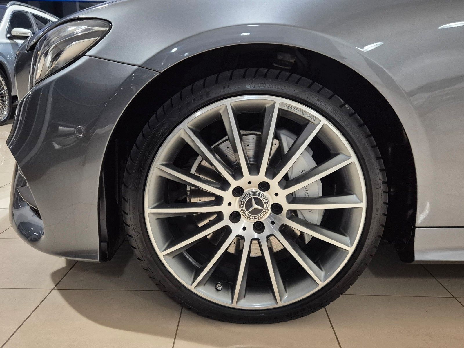 Mercedes-Benz E 220 E 220 d 4Matic Coupe,AMG Line,HUD,360 CAM,20Zoll