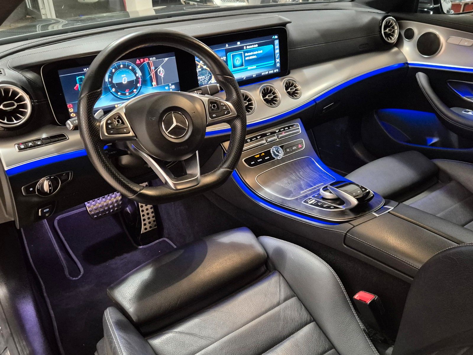 Mercedes-Benz E 220 E 220 d 4Matic Coupe,AMG Line,HUD,360 CAM,20Zoll