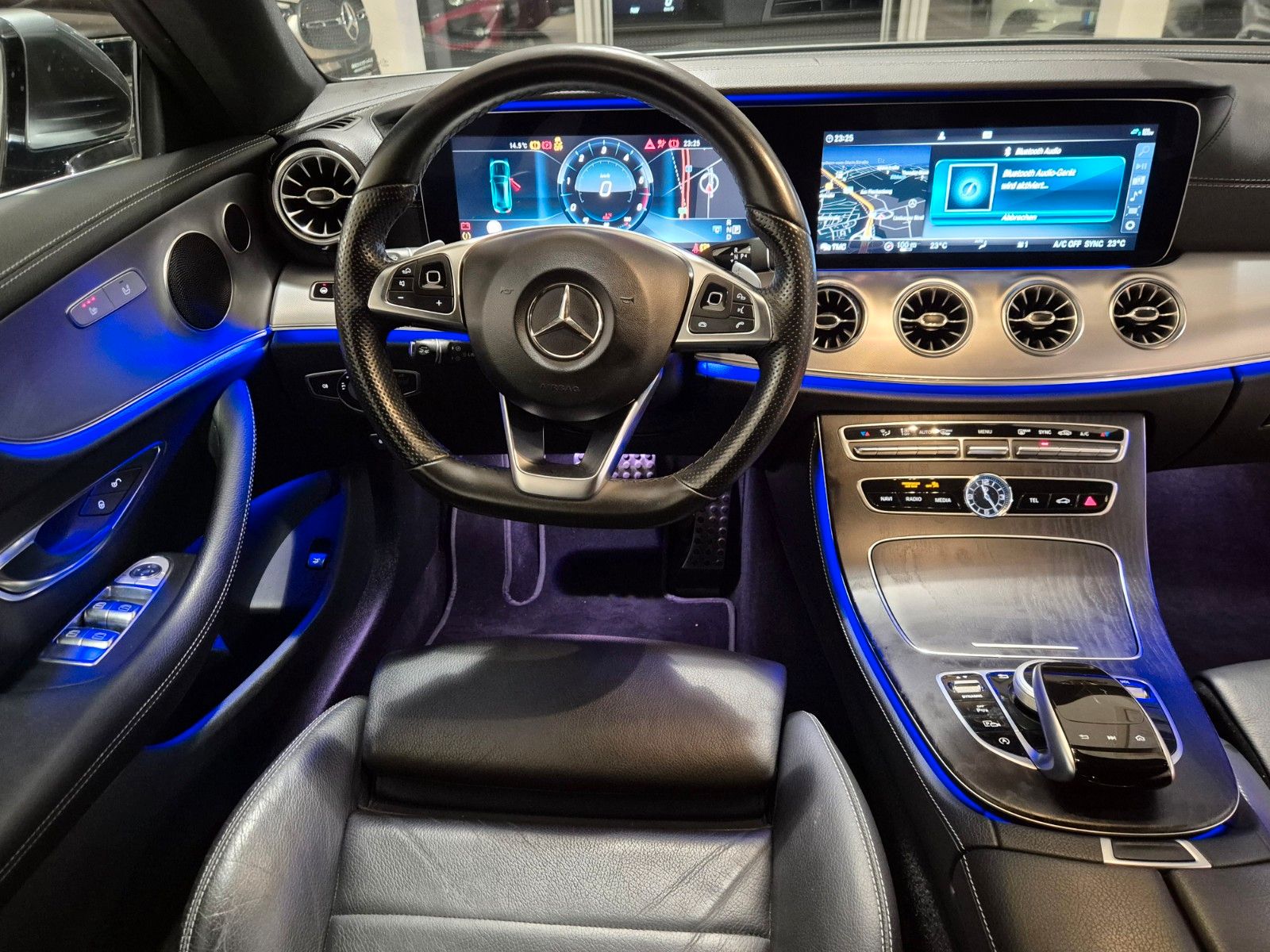 Mercedes-Benz E 220 E 220 d 4Matic Coupe,AMG Line,HUD,360 CAM,20Zoll
