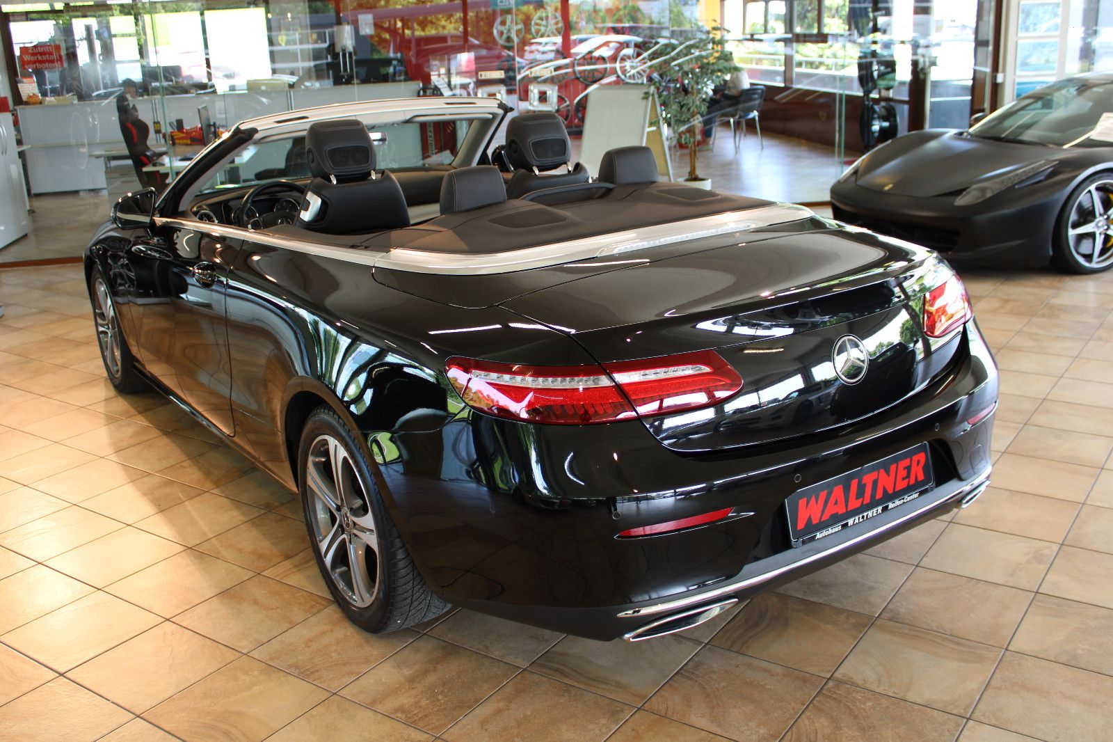 Mercedes-Benz E 220 E 220 d Cabrio *Top Zustand+org. KM+1. Hand*
