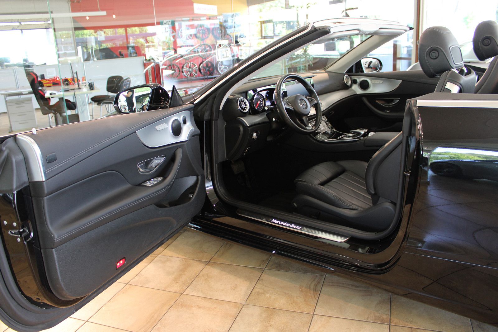 Mercedes-Benz E 220 E 220 d Cabrio *Top Zustand+org. KM+1. Hand*