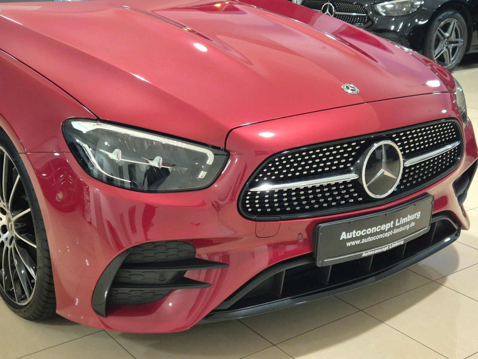 Mercedes-Benz E 220 E 220 d Coupe Facelift/AMG Line/HUD/Burmester