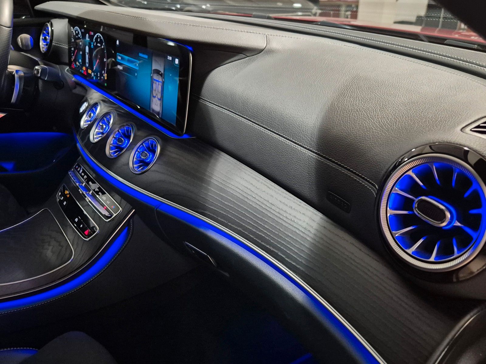 Mercedes-Benz E 220 E 220 d Coupe Facelift/AMG Line/HUD/Burmester