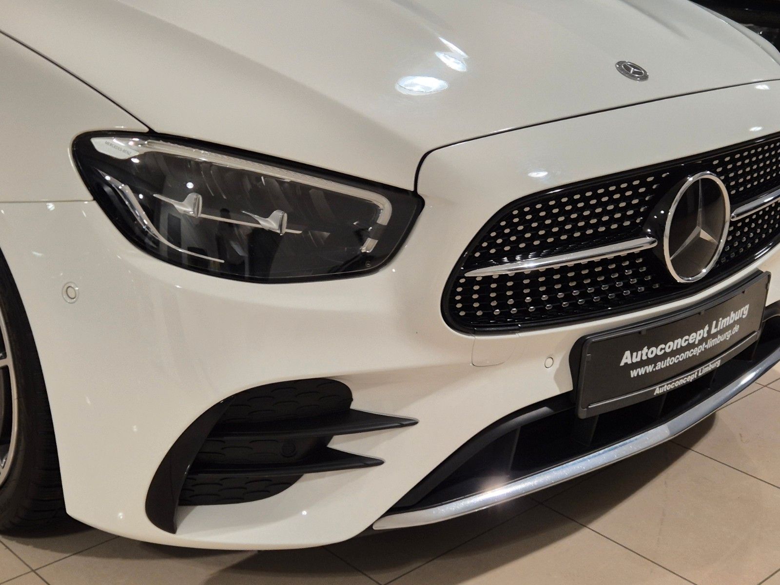 Mercedes-Benz E 220 E 220 d Lim AMG Line,LED,R-CAM, ACC,53 AMG Optik