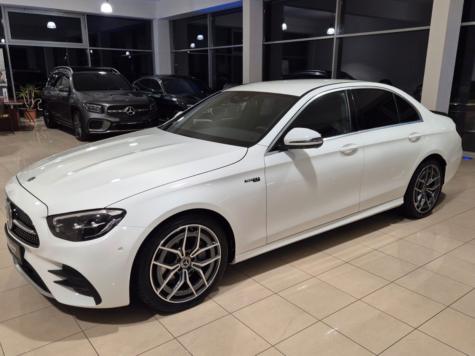 Mercedes-Benz E 220 E 220 d Lim AMG Line,LED,R-CAM, ACC,53 AMG Optik