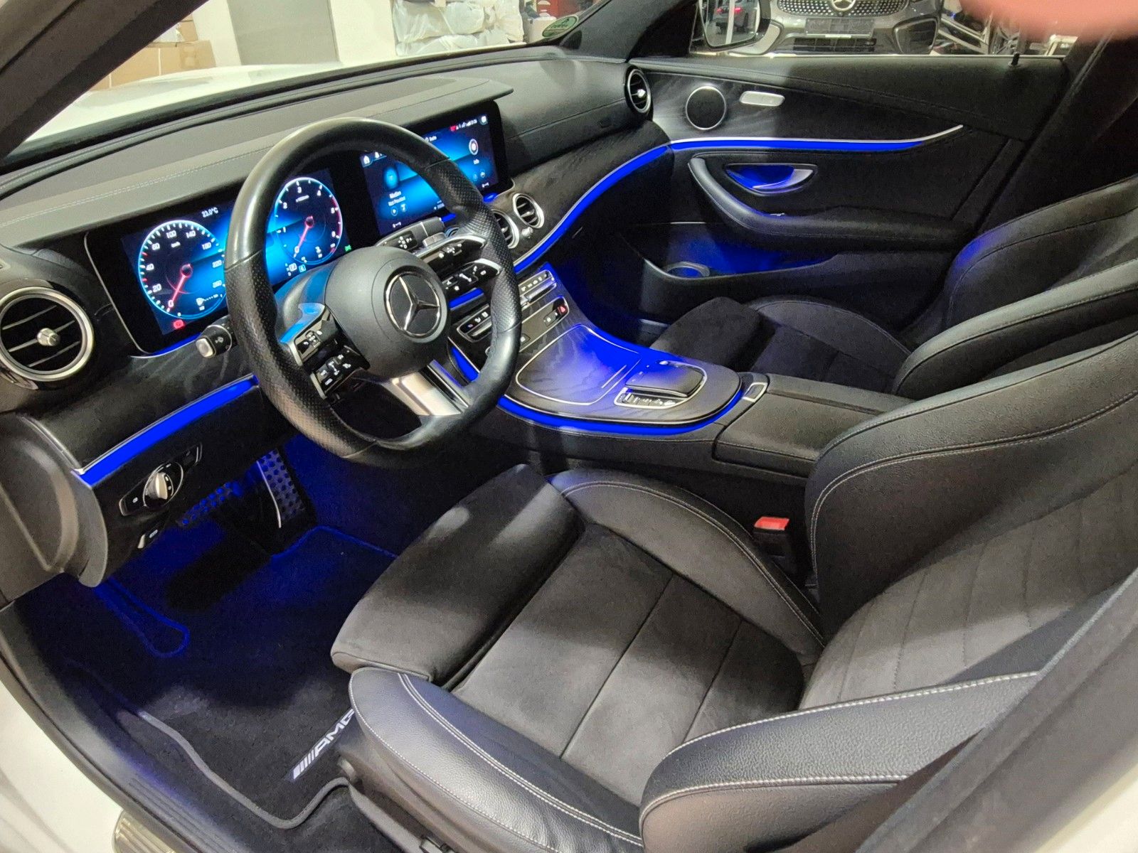 Mercedes-Benz E 220 E 220 d Lim AMG Line,LED,R-CAM, ACC,53 AMG Optik