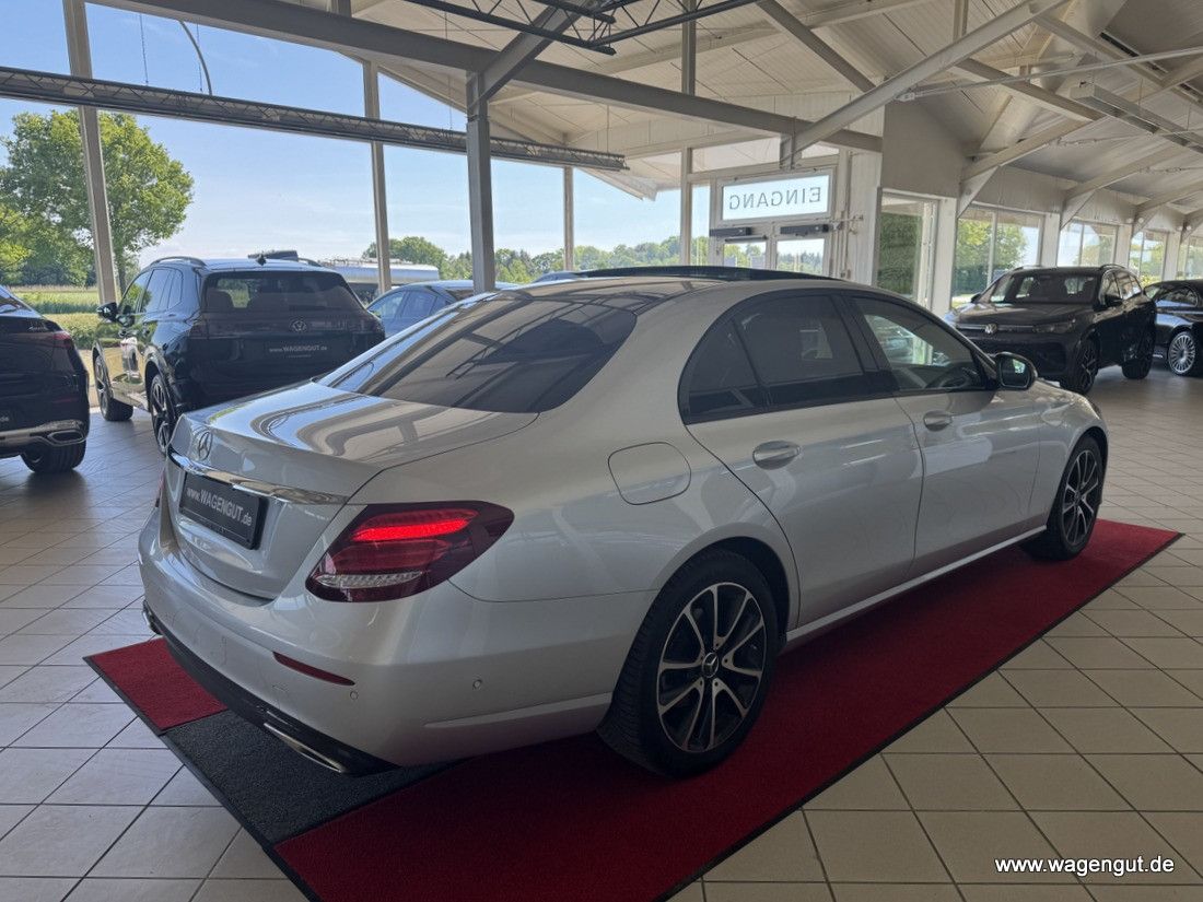 Mercedes-Benz E 220 E 220d Burmester*Multibeam*COMAND*HUD*