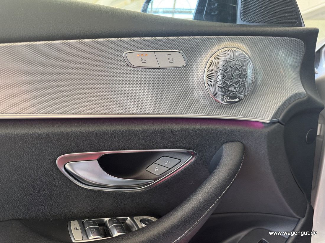 Mercedes-Benz E 220 E 220d Burmester*Multibeam*COMAND*HUD*