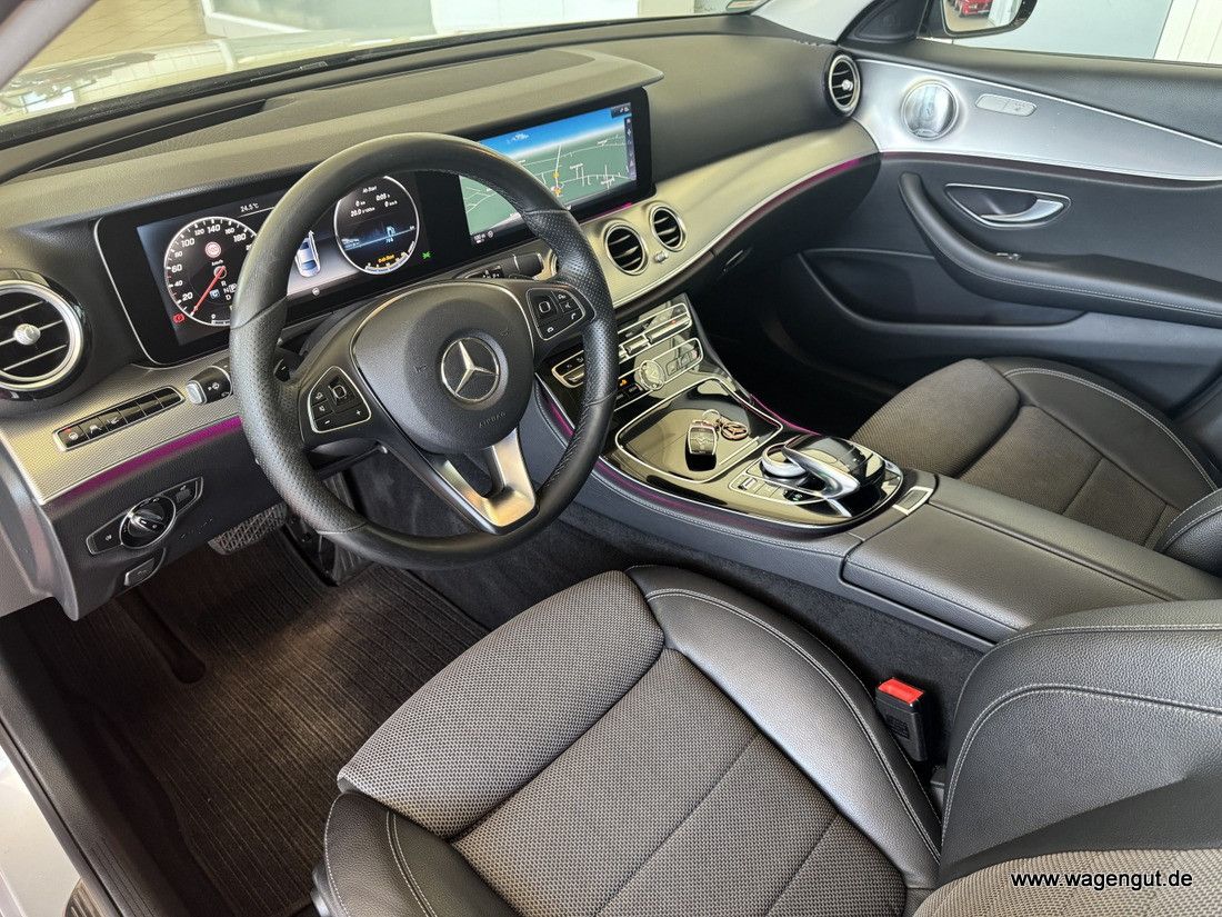 Mercedes-Benz E 220 E 220d Burmester*Multibeam*COMAND*HUD*
