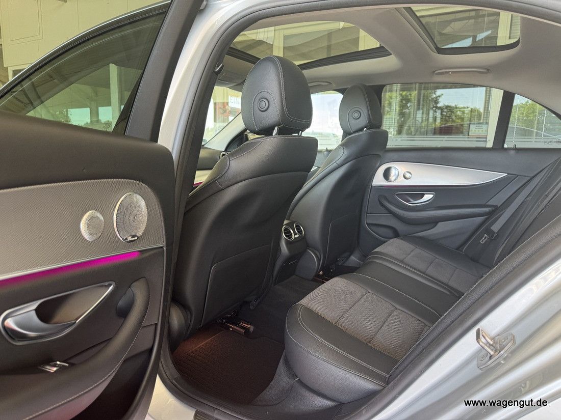 Mercedes-Benz E 220 E 220d Burmester*Multibeam*COMAND*HUD*