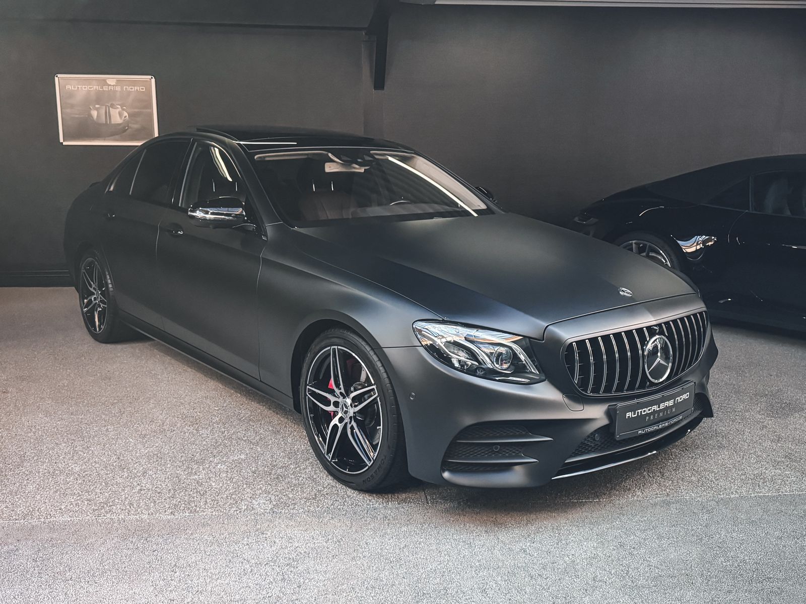 Mercedes-Benz E 250 E 250 AMG Line+Pano+WideScreen+Burmester