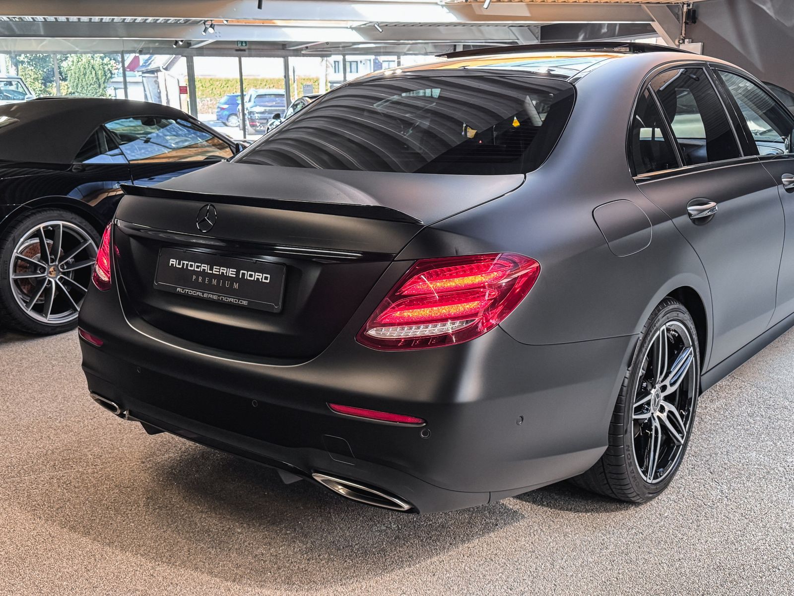 Mercedes-Benz E 250 E 250 AMG Line+Pano+WideScreen+Burmester