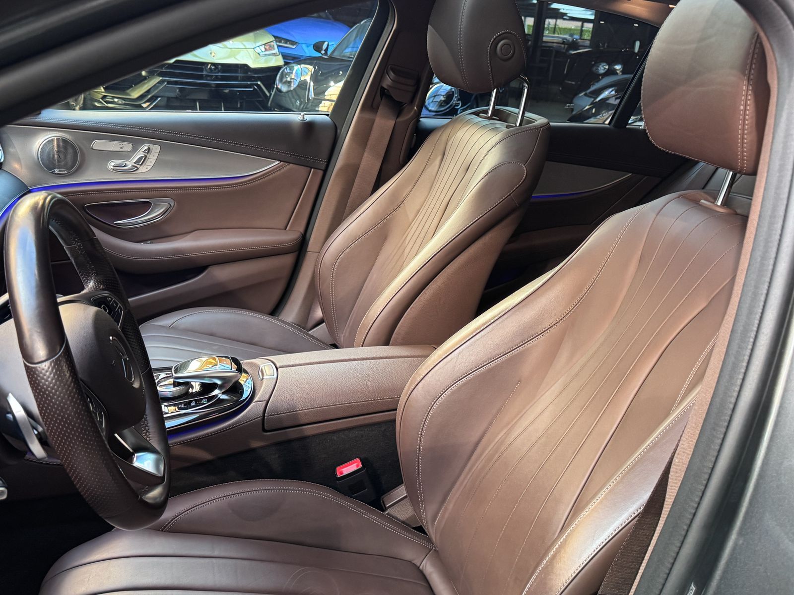 Mercedes-Benz E 250 E 250 AMG Line+Pano+WideScreen+Burmester