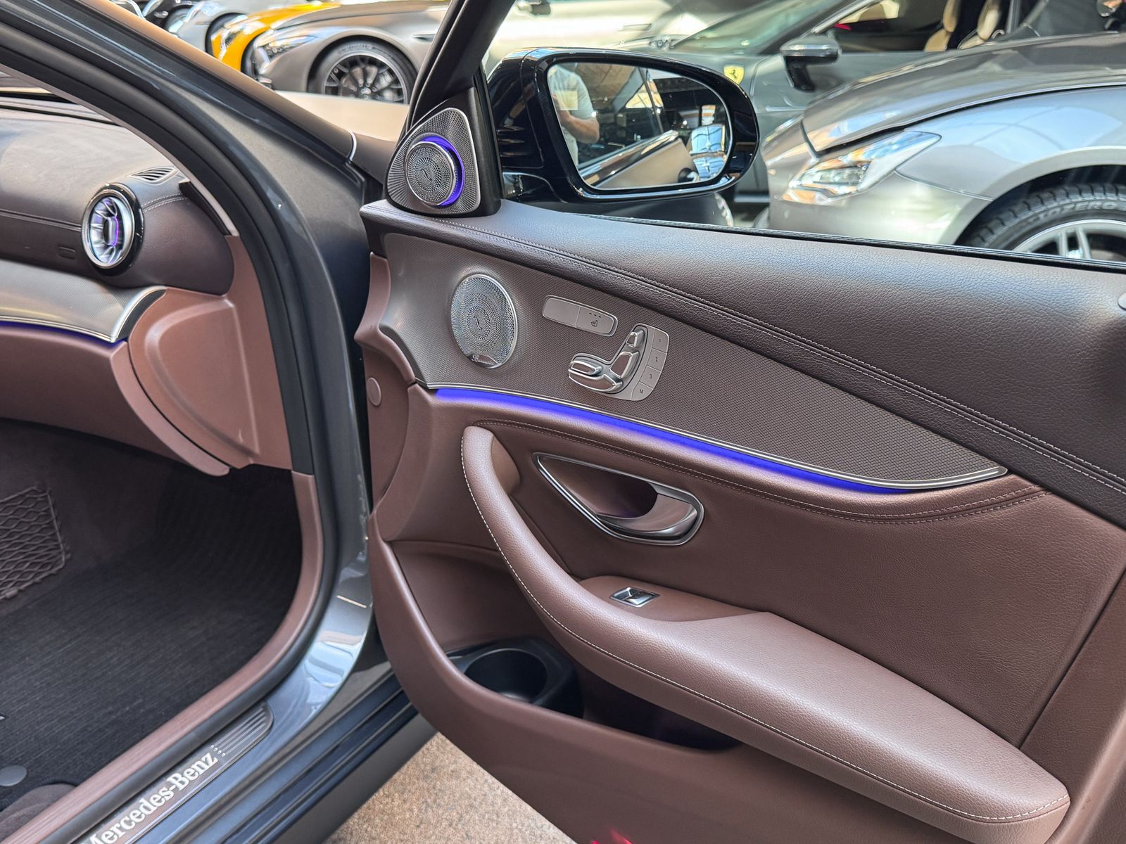 Mercedes-Benz E 250 E 250 AMG Line+Pano+WideScreen+Burmester