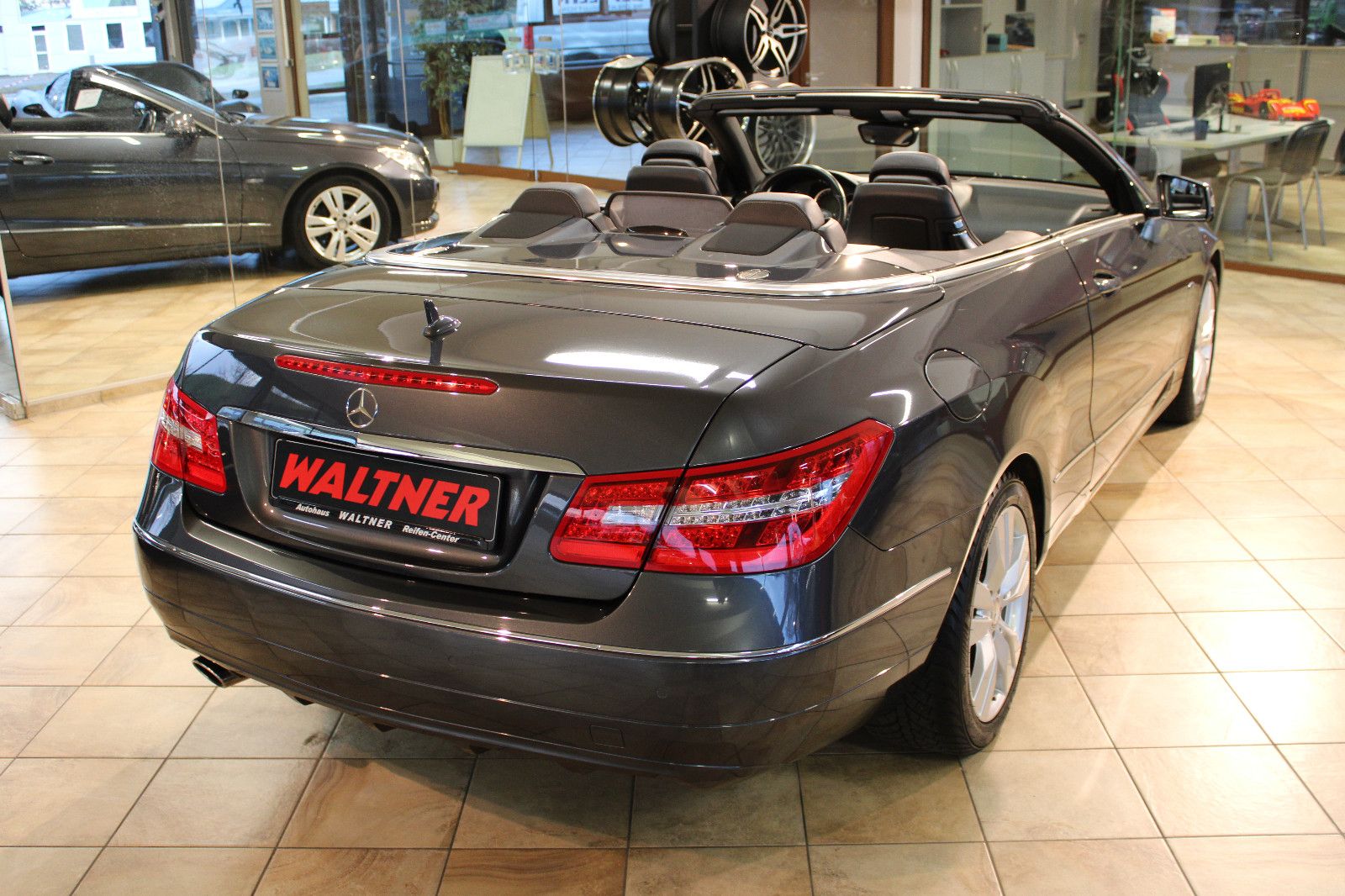 Mercedes-Benz E 250 E 250 CGI Cabrio *org. KM+NEUZUSTAND+Deutsch*