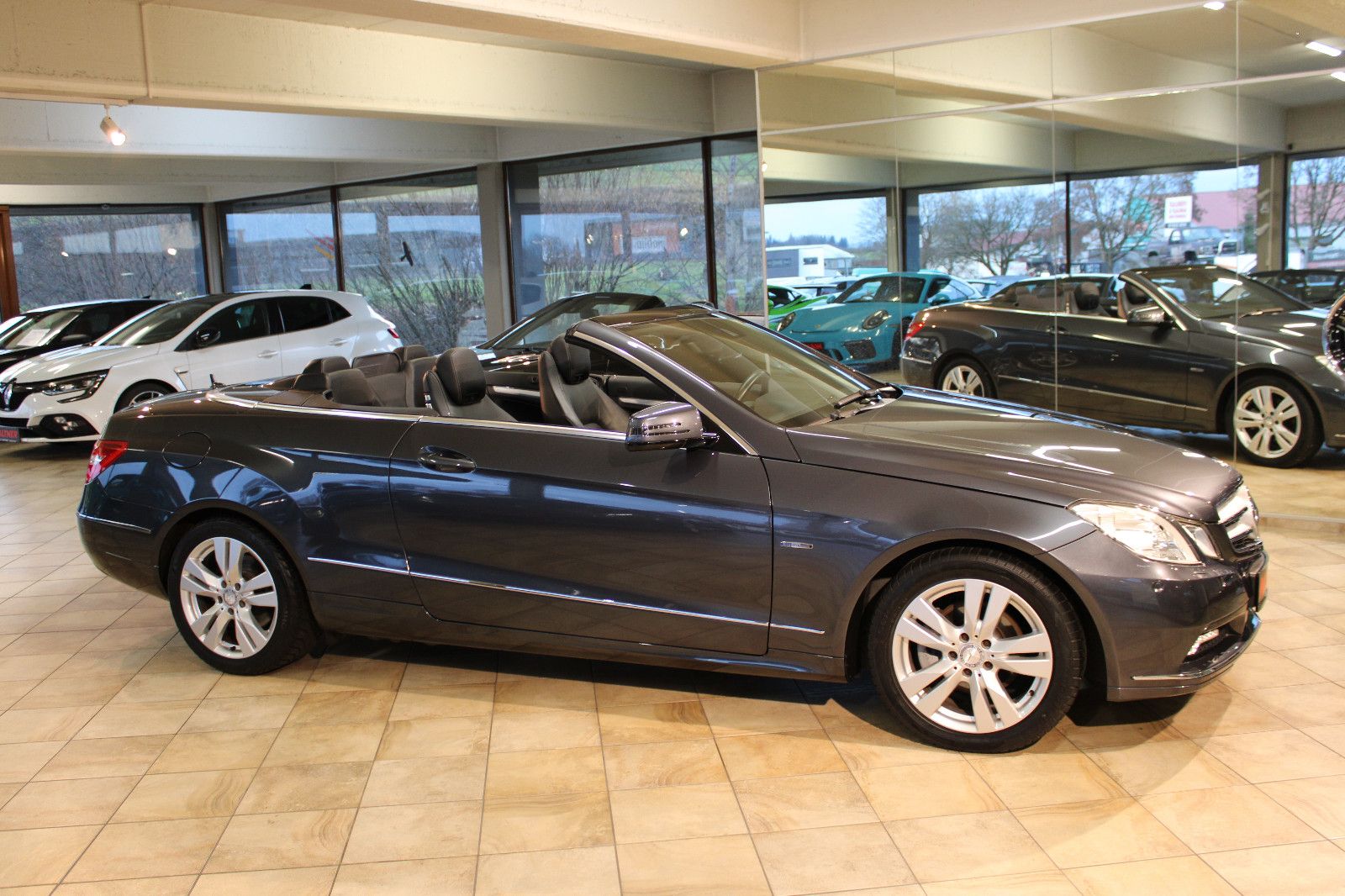 Mercedes-Benz E 250 E 250 CGI Cabrio *org. KM+NEUZUSTAND+Deutsch*