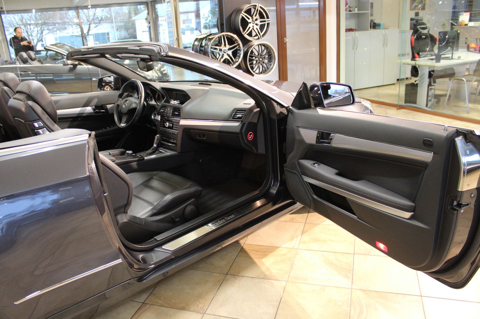 Mercedes-Benz E 250 E 250 CGI Cabrio *org. KM+NEUZUSTAND+Deutsch*