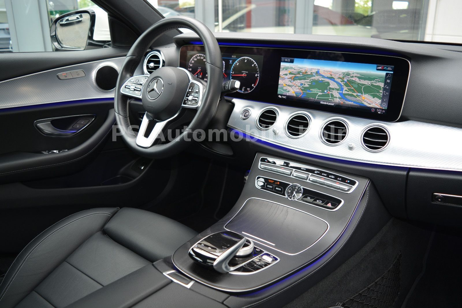 Mercedes-Benz E300d AvA SPORTSTYLE|LEDER|DiSTR|SD|KAM|WiDE|18&quot;