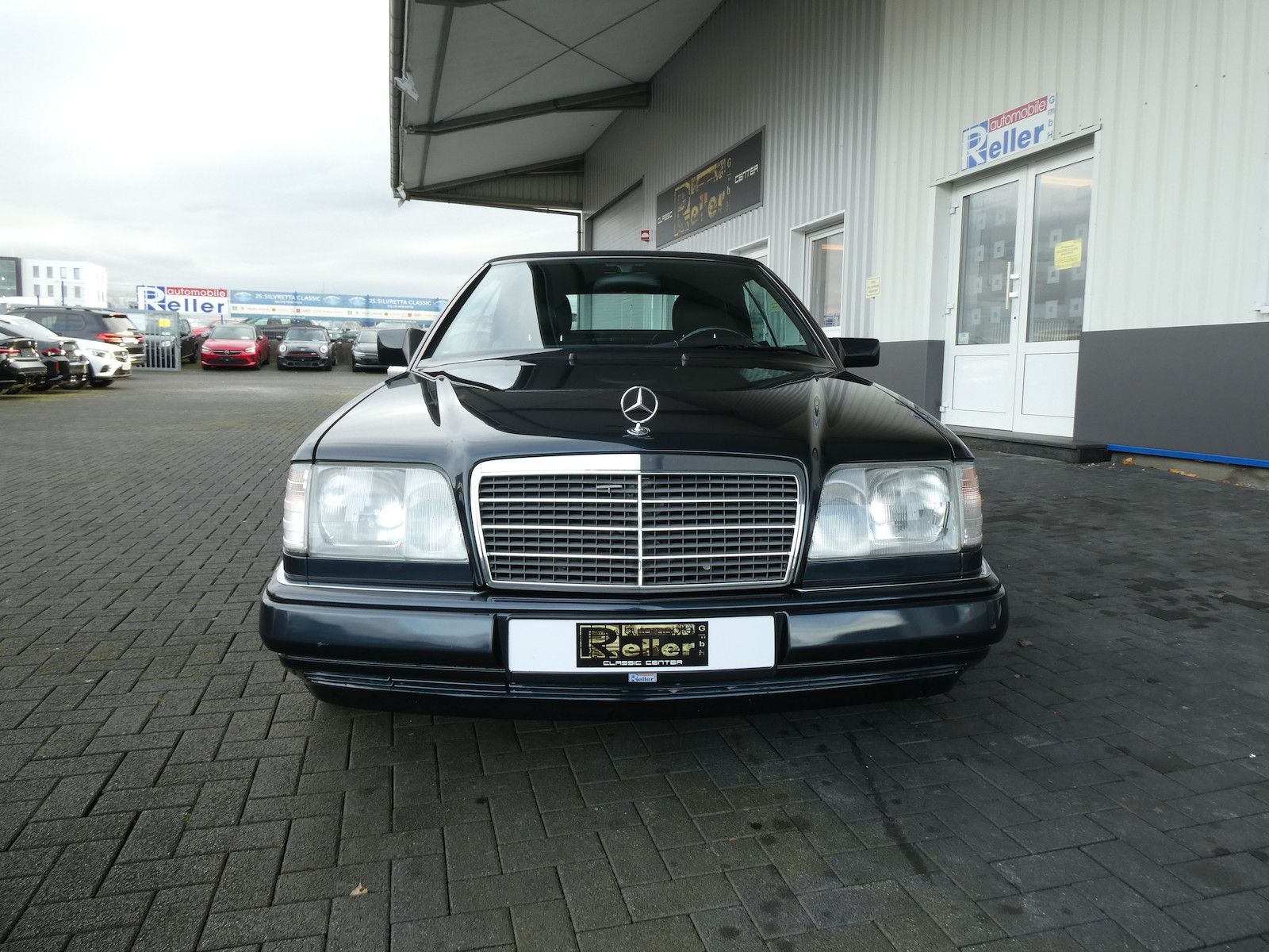 Mercedes-Benz E 320 E 320 (W124) Cabriolet, wenig KM, original 3. Ha
