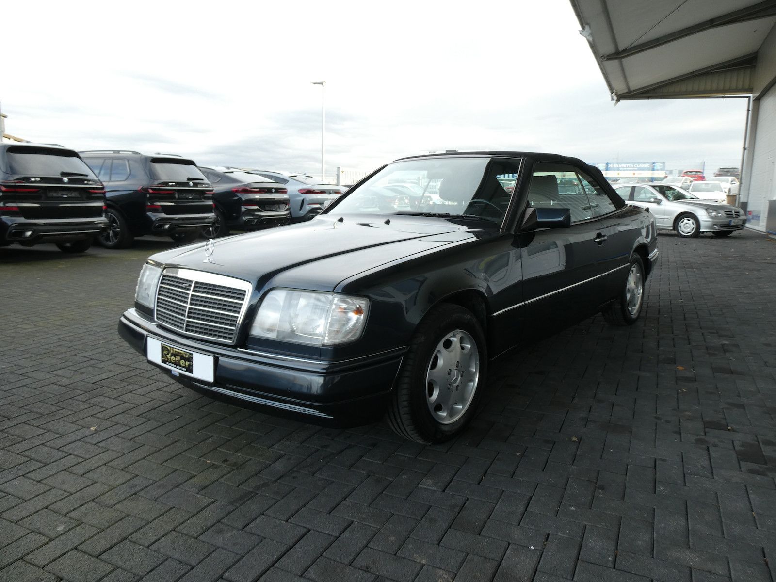 Mercedes-Benz E 320 E 320 (W124) Cabriolet, wenig KM, original 3. Ha