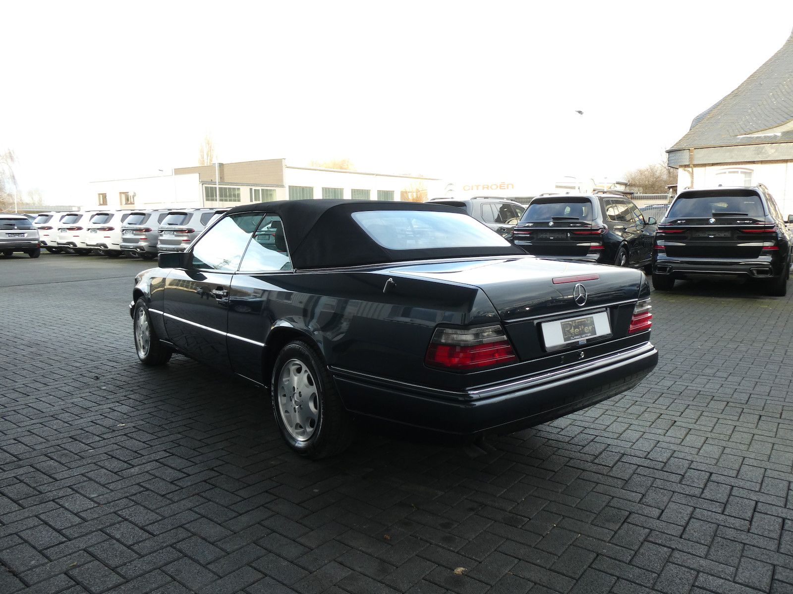 Mercedes-Benz E 320 E 320 (W124) Cabriolet, wenig KM, original 3. Ha