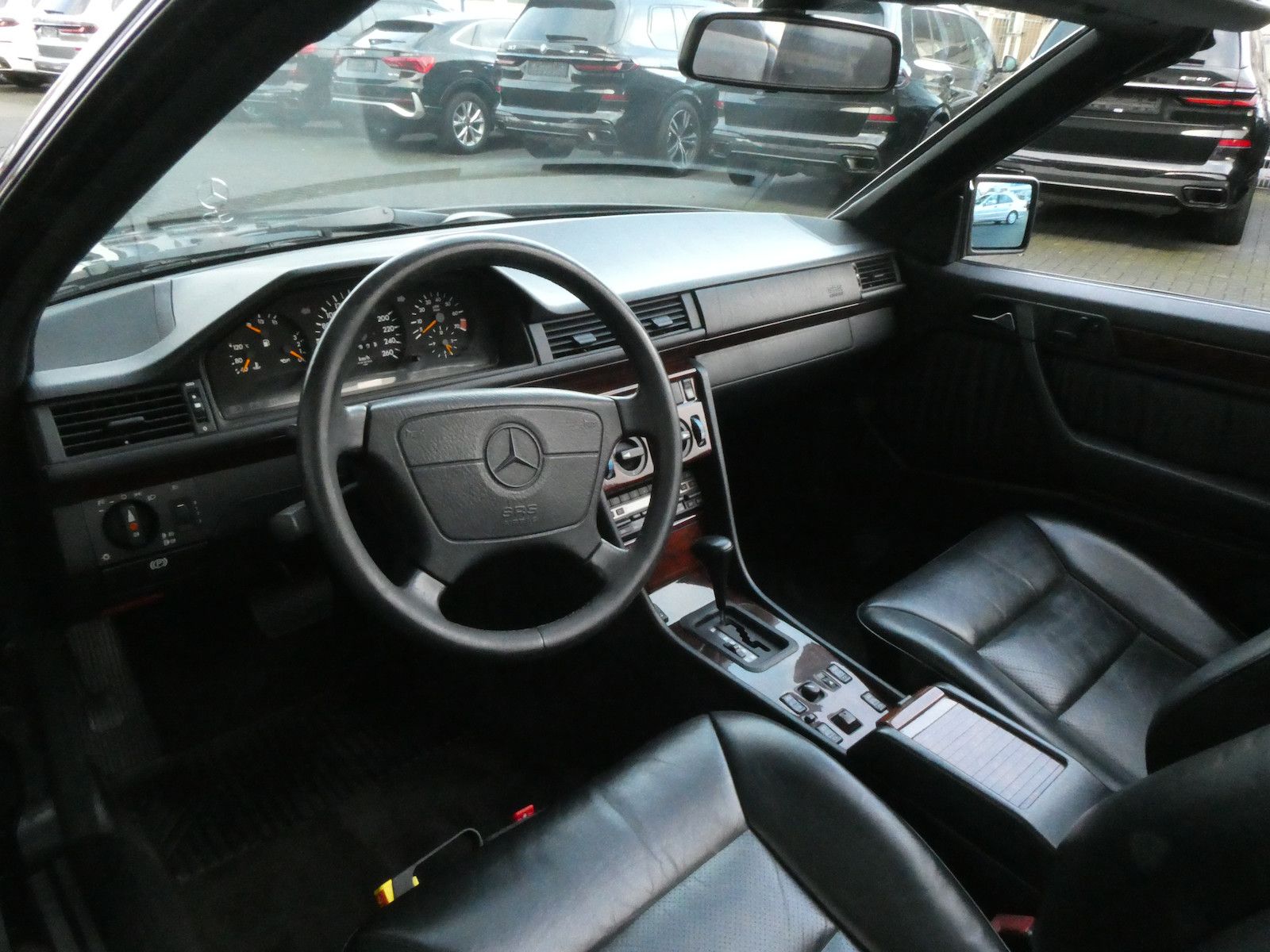 Mercedes-Benz E 320 E 320 (W124) Cabriolet, wenig KM, original 3. Ha