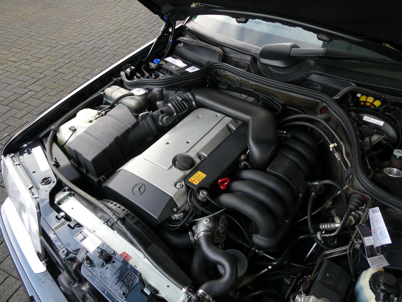 Mercedes-Benz E 320 E 320 (W124) Cabriolet, wenig KM, original 3. Ha