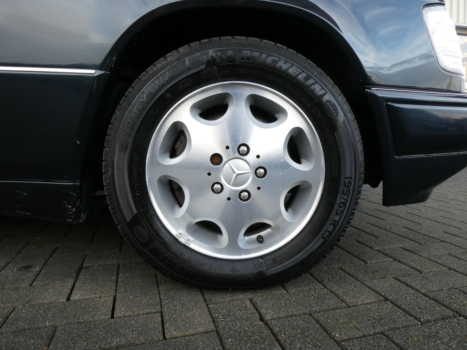 Mercedes-Benz E 320 E 320 (W124) Cabriolet, wenig KM, original 3. Ha