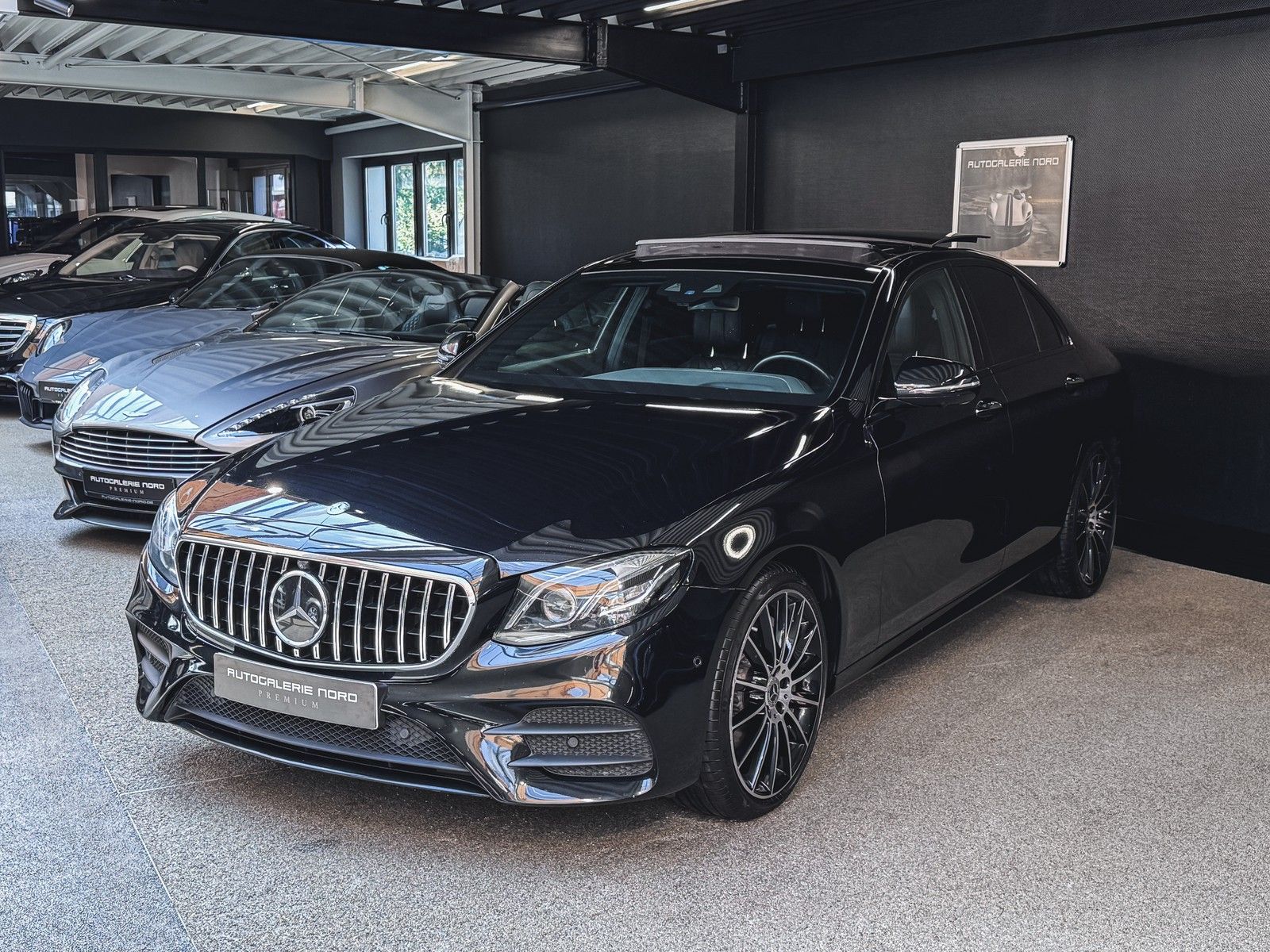 Mercedes-Benz E 350 E 350d AMG Line+Designo+Pano+Head-Up