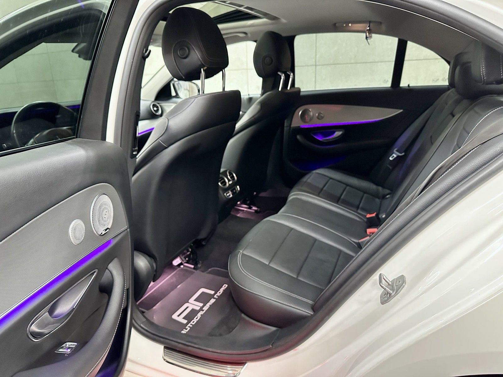 Mercedes-Benz E 400 E 400 4Matic Burmester+ Wide+ Head Up+ Night-Pak