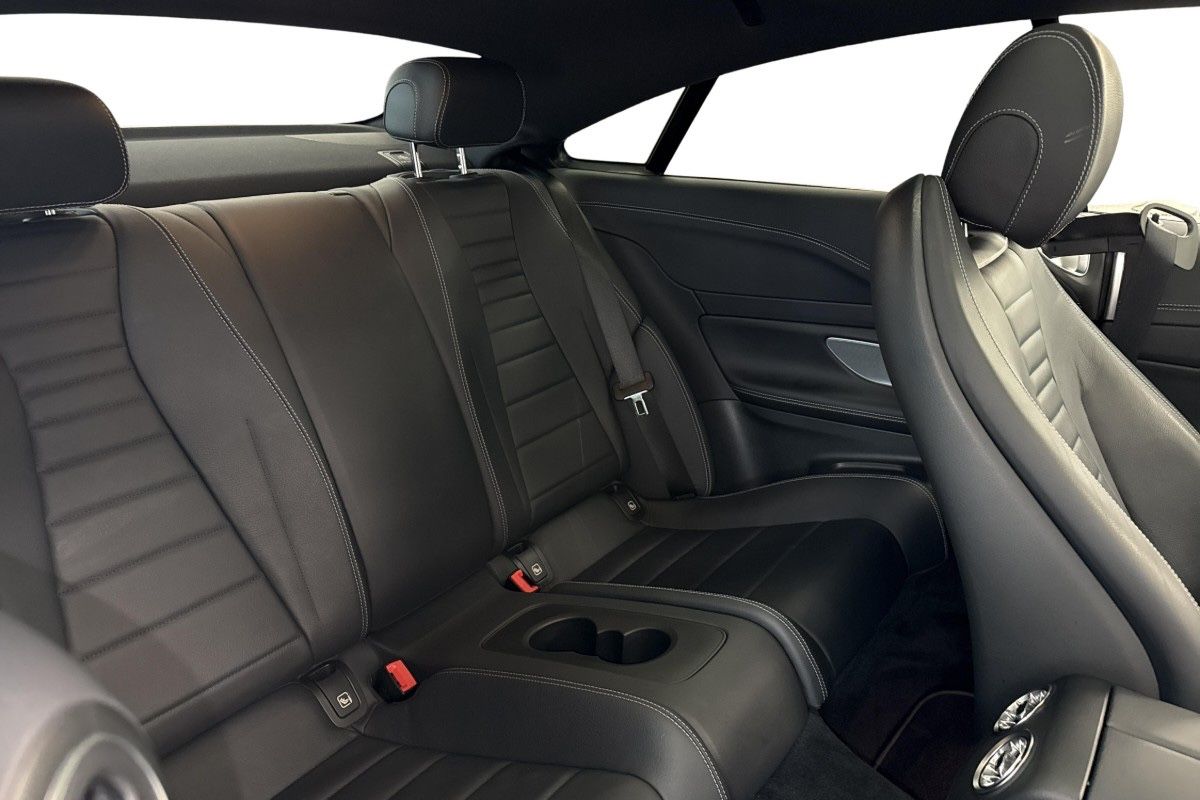 Mercedes-Benz E 450 E 450 Coupe 4Matic*ACC*AMG*360grad*Pano*Memory*
