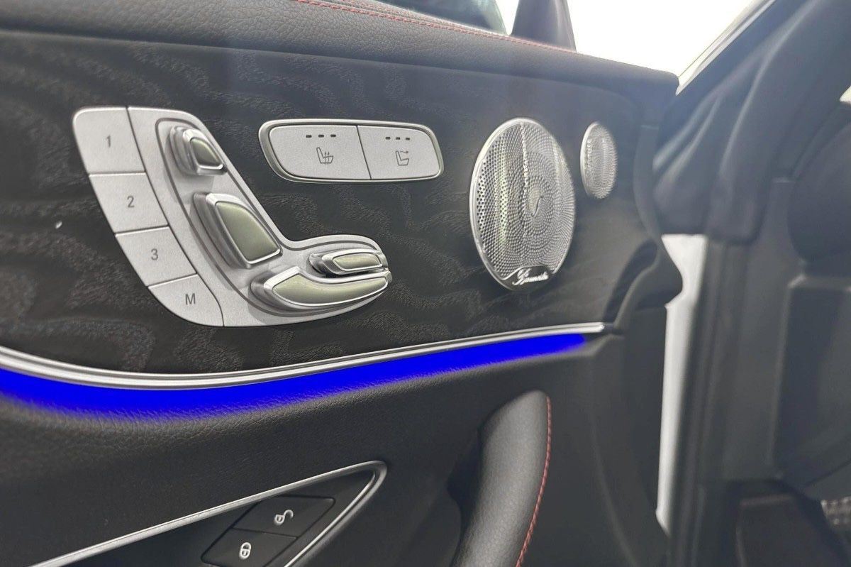 Mercedes-Benz E 53 AMG E 53 AMG 4MATIC+ Autom.Memory*AIRSCARF*Sp.Abgas*