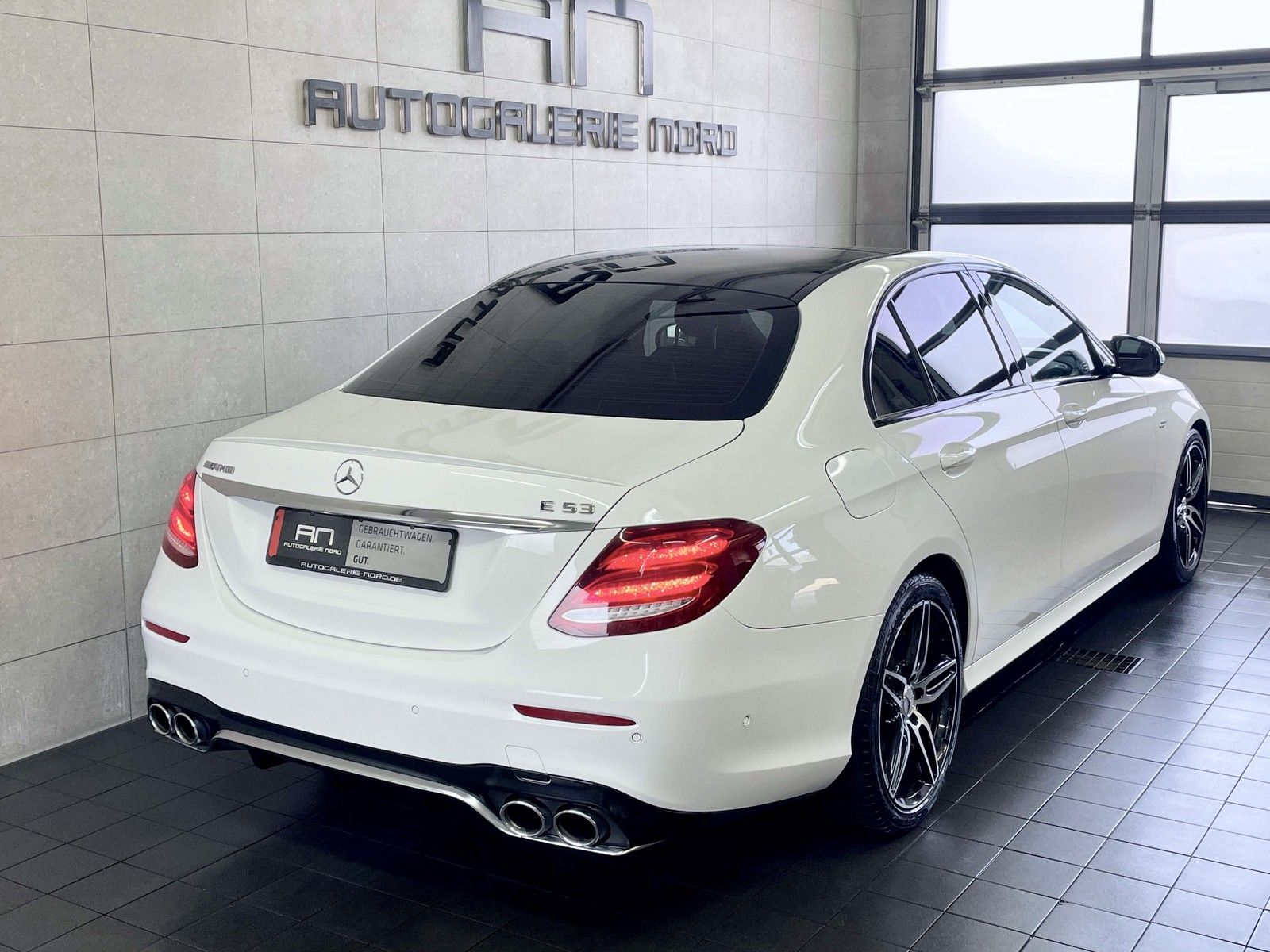 Mercedes-Benz E 53 AMG E 53 AMG 4Matic+ Pano+Distronic+Sport-AGA+Luftfe