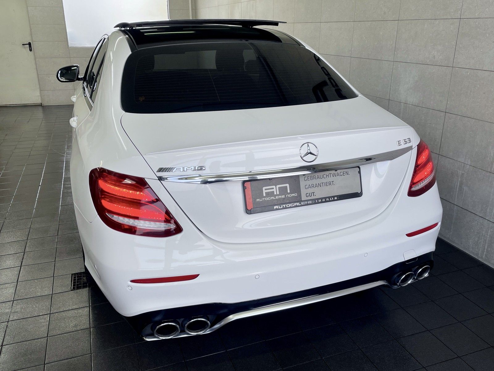 Mercedes-Benz E 53 AMG E 53 AMG 4Matic+ Pano+Distronic+Sport-AGA+Luftfe
