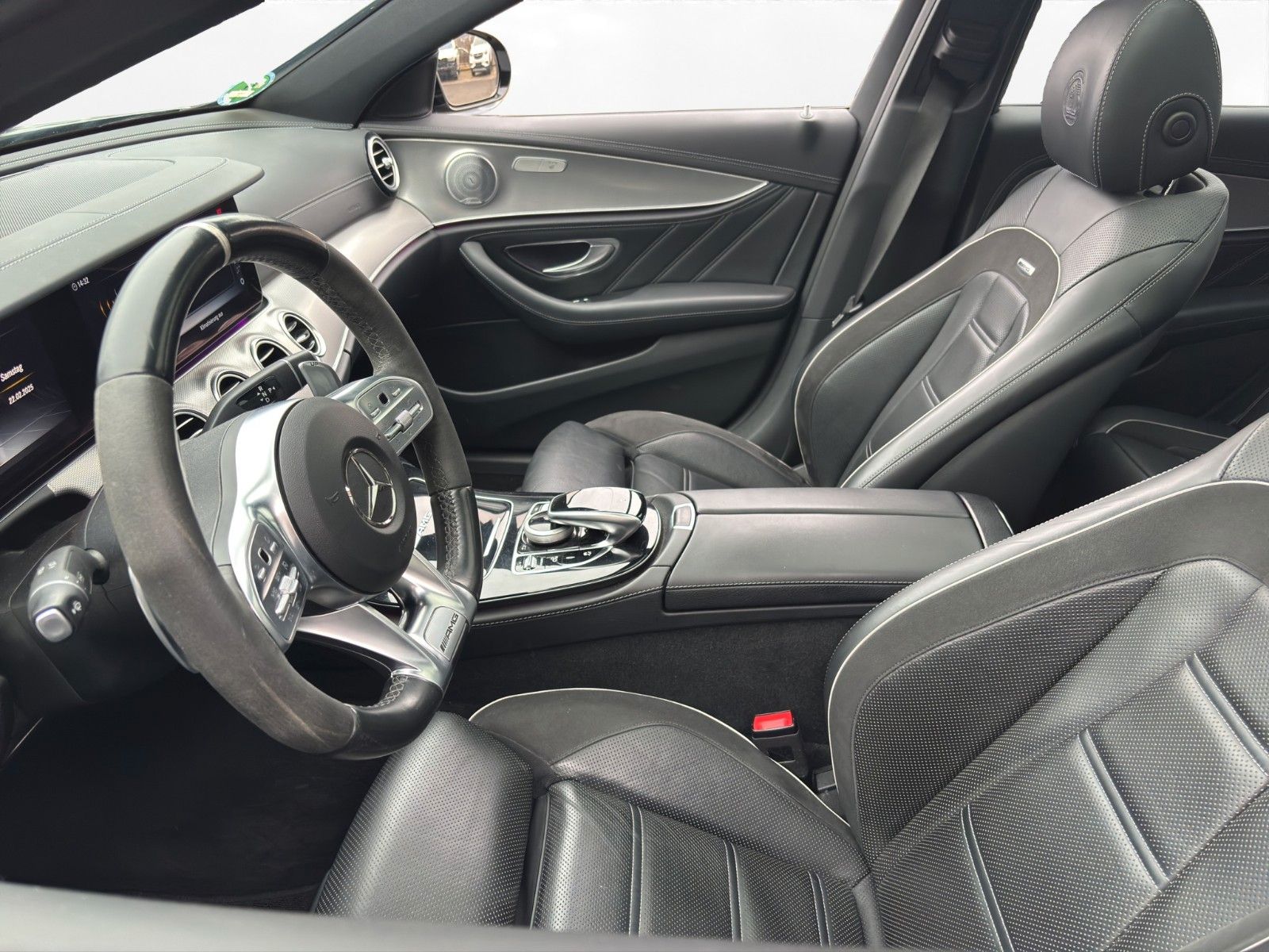 Mercedes-Benz E 63 AMG E 63 S AMG 4Matic+ Magno Grau Night Pano Luft