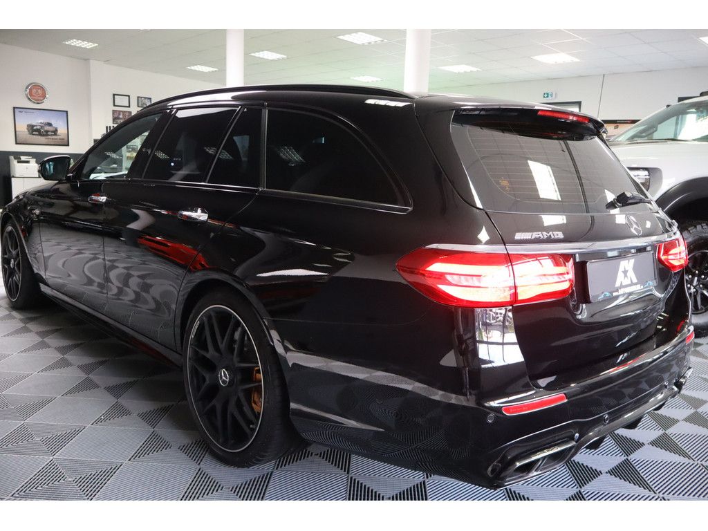 Mercedes-Benz E 63 AMG E 63 S AMG 4Matic NIGHT CERAMIC BURMESTER AMG-PE
